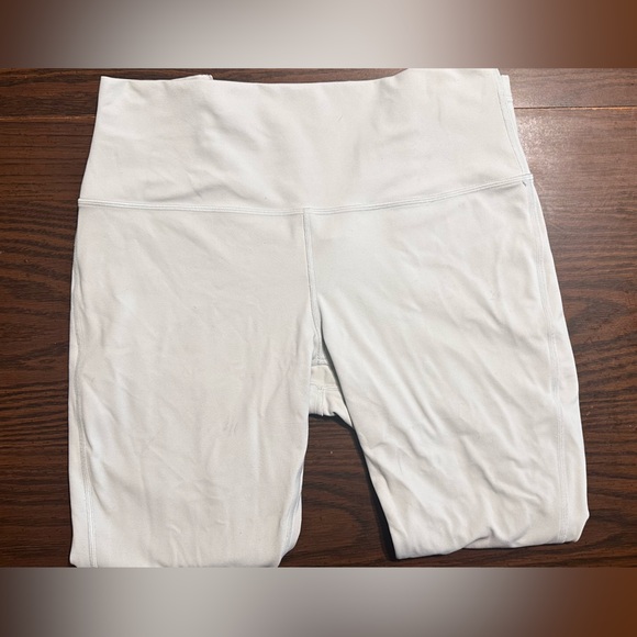 Lululemon Align High-Rise Leggingss - Picture 2 of 9